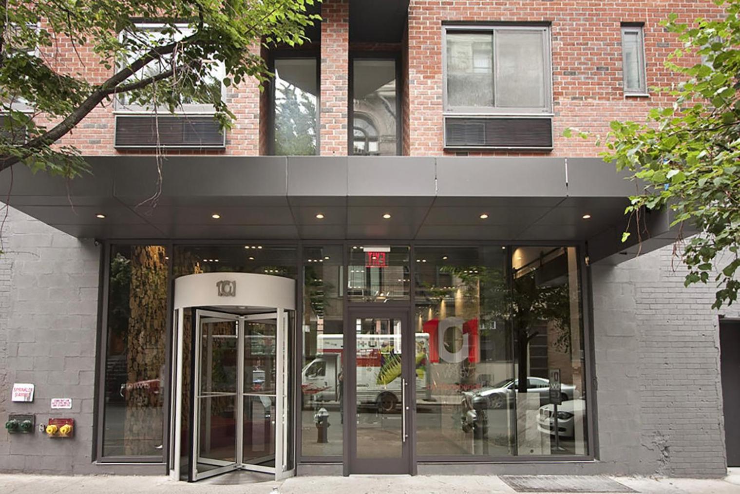 Quaint Chelsea 1br W Doorman Gym Balcony Nyc-7 Apartment *
