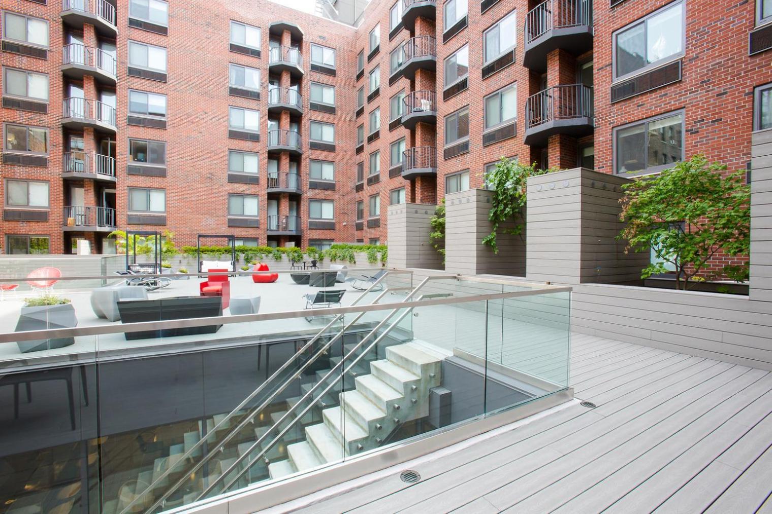 Quaint Chelsea 1br W Doorman Gym Balcony Nyc-7 New York